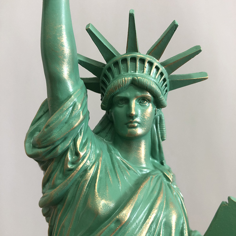 Статуя Свободы, модель, аксесс – обзор и цена Travel Accessories New York